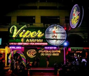 Viper Bar A Go Go: ���� �� ������