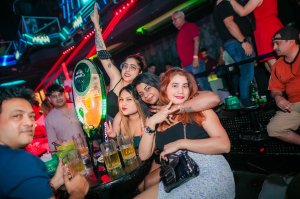 Raas Club Pattaya: ���� � ������