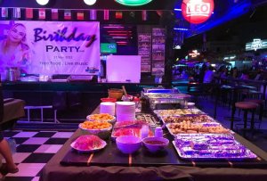 Dannys Sports Bar: ���� �� ������