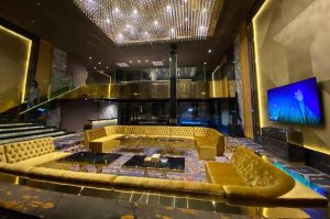 Elite Thonglor 13: ���� �� ������